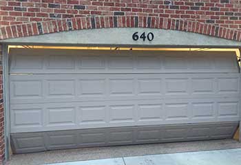 Garage Door Off Track | Elwood