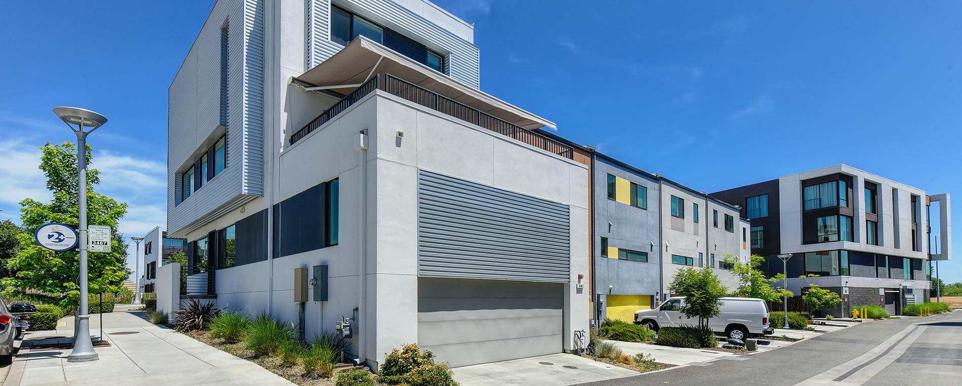 New Garage Door Installation In Sophia Ford